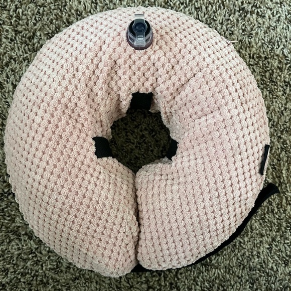 Dog Cone // Inflatable // Pink and Black - Picture 2 of 7